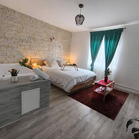 Romantic Cocon Home In Mulhouse Bagian luar foto