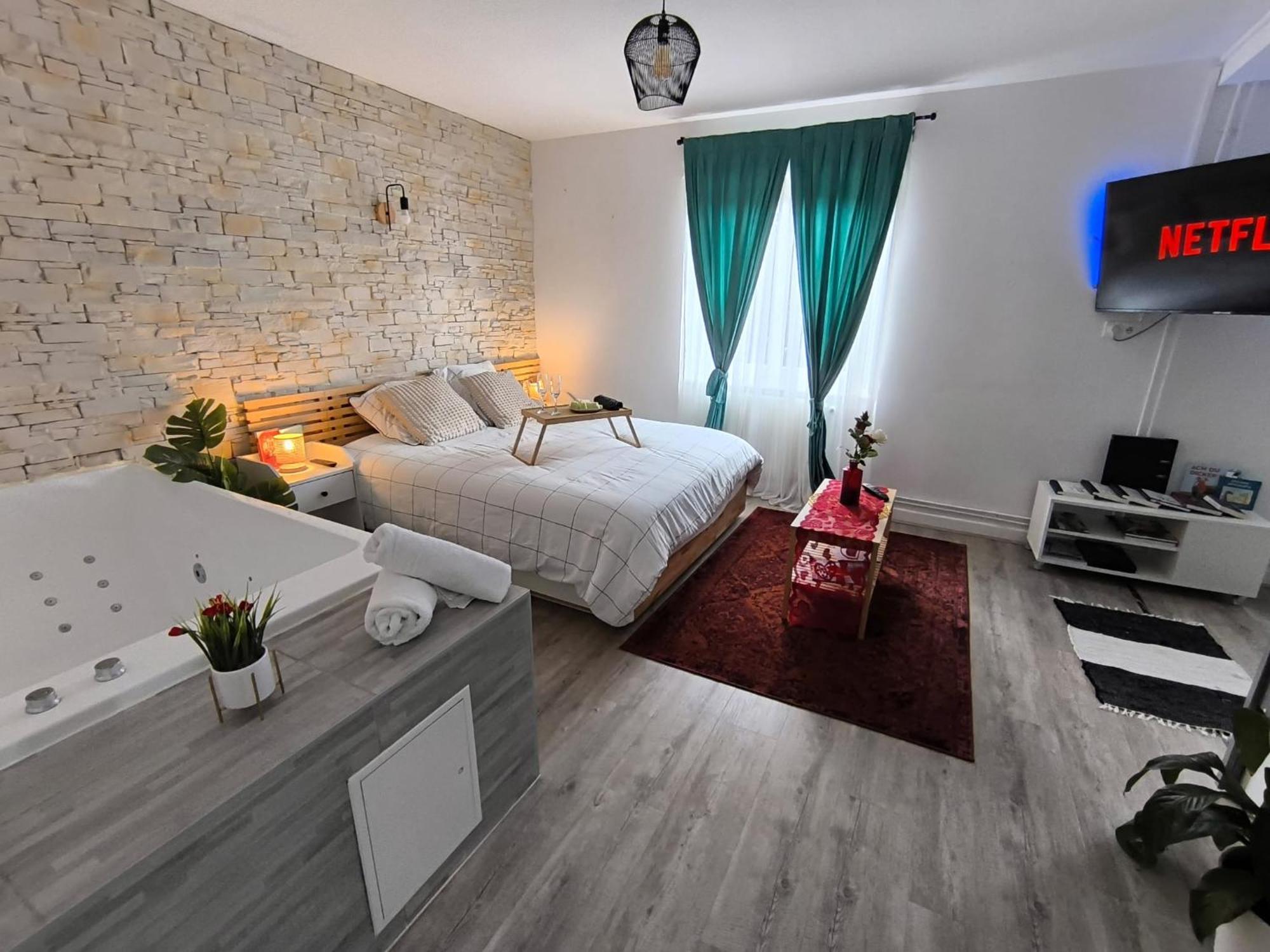 Romantic Cocon Home In Mulhouse Bagian luar foto